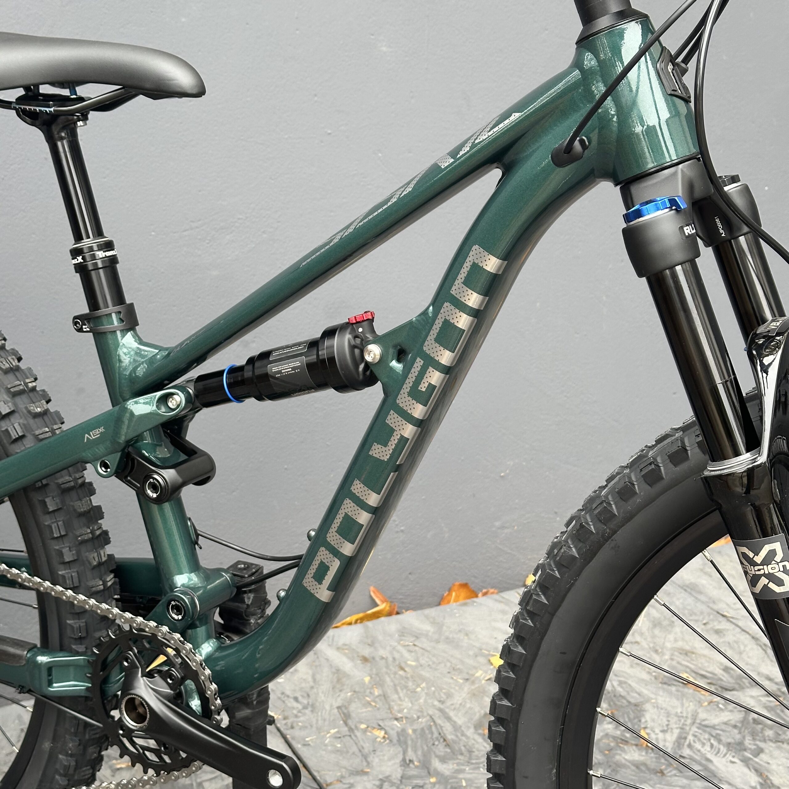 POLYGON Siskiu D26 26" 2027 | Green | 1,35m - 1,55m – Image 3